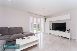 Sitting Room- click for photo gallery